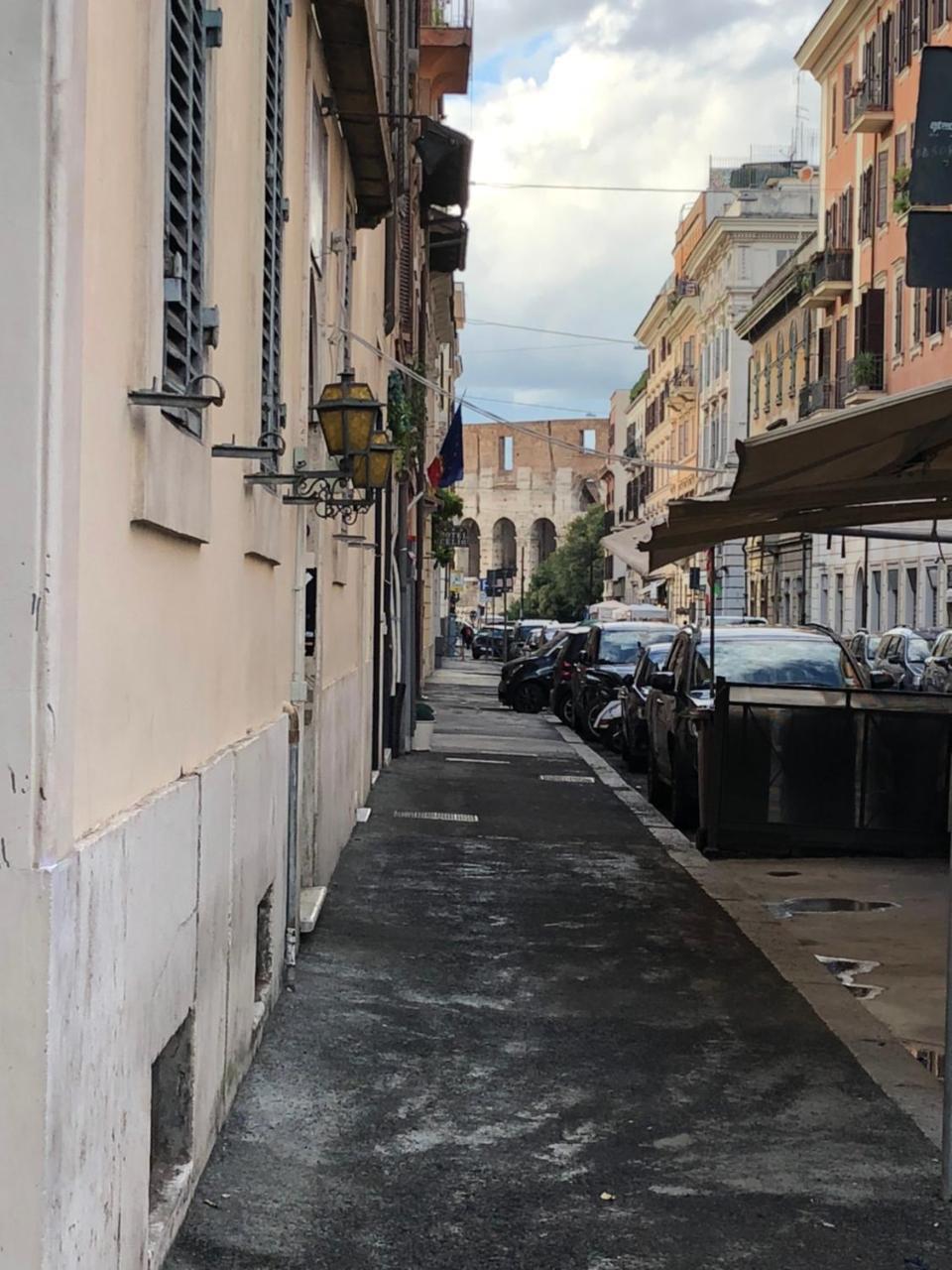 Residenza Giulia Al Colosseo Roma Ngoại thất bức ảnh