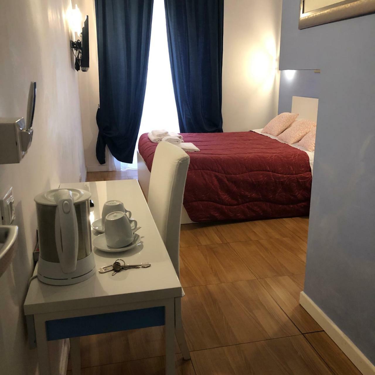 Residenza Giulia Al Colosseo Roma Ngoại thất bức ảnh